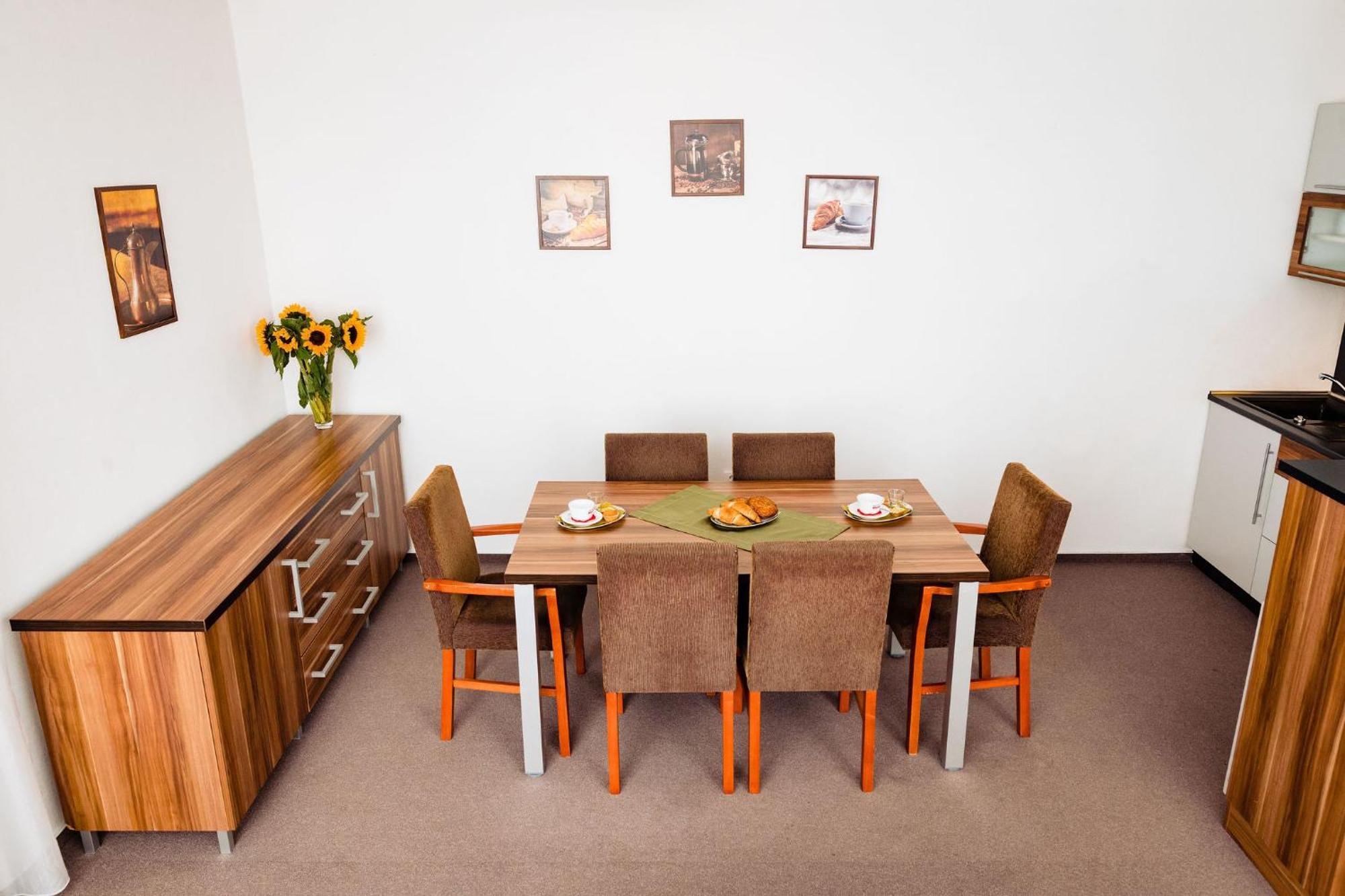 Apartmanovy Dom Familia Smokovec Vysoke Tatry Ngoại thất bức ảnh
